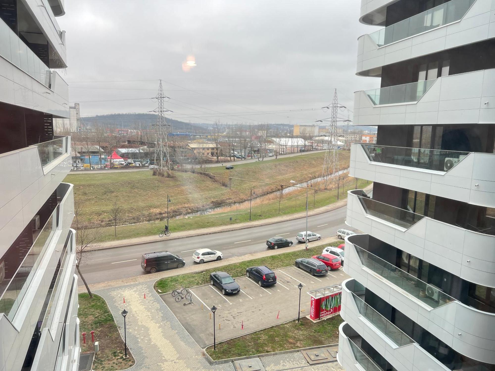 Airport Flyhub Chic Apartment Iasi Exterior photo